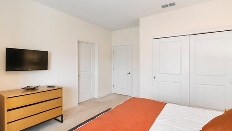 Comfortable House in Gated Community Close to Disney