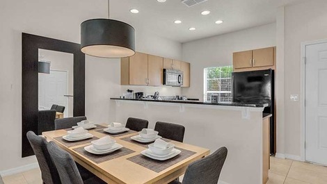 Charming Home in Kissimme for Your Disney Vacation