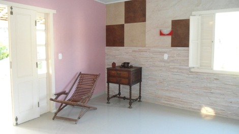 Casa 3 quartos, 7 pessoas, 1km da praia de Cabrália, Bahia.