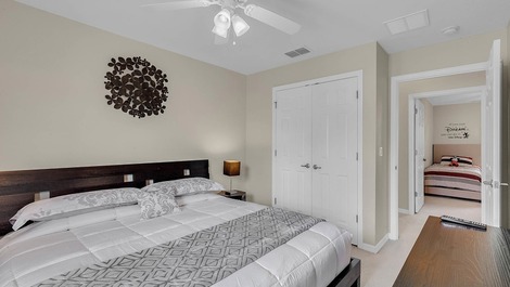 Linda Casa de 3 Quartos Próximo a Disney