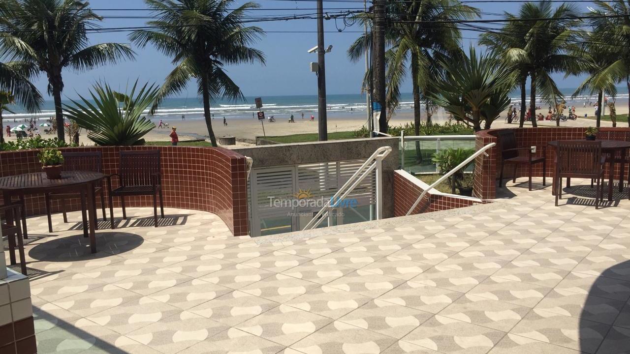 Apartment for vacation rental in Praia Grande (Maracanã)