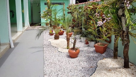 Bela e Confortável Casa com Piscina e Churrasqueira