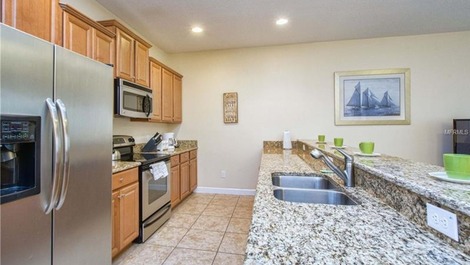 Beautiful Home in Kissimmee - Complete for the Holidays