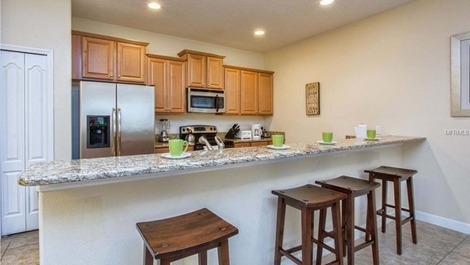 Beautiful Home in Kissimmee - Complete for the Holidays