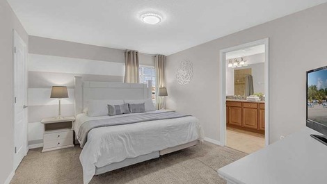 Beautiful Home in Kissimmee - Close to Supermarkets and Parks