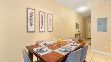 Comfortable Home for Disney Holidays