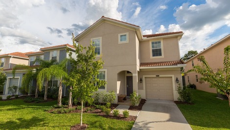 Beautiful House in Gated Community Close to Disney