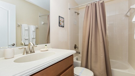 Beautiful House in Gated Community Close to Disney