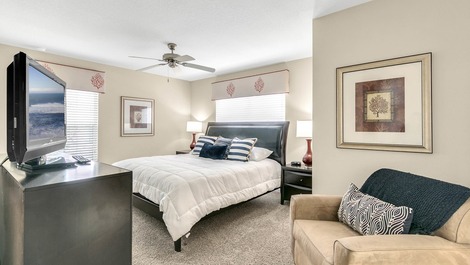 House in gated community, comfortable and complete