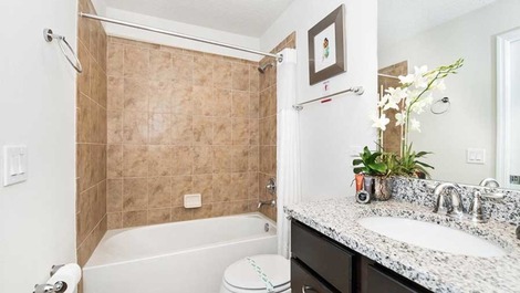 Beautiful Home in Gated Community in Kissimmee