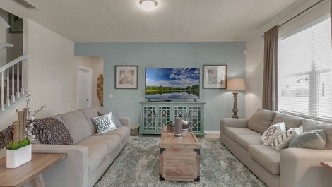 House For 16 Guests With Good Location In Davenport