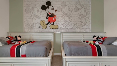 House For 16 Guests With Good Location In Davenport