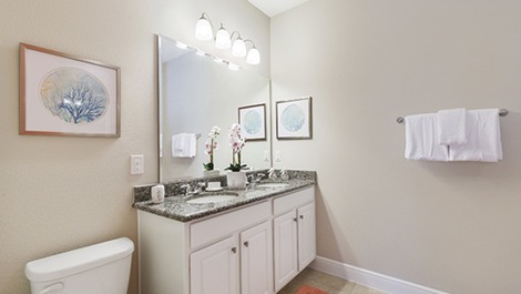 Casa en condominio estilo resort - Cerca de supermercados y puntos de venta