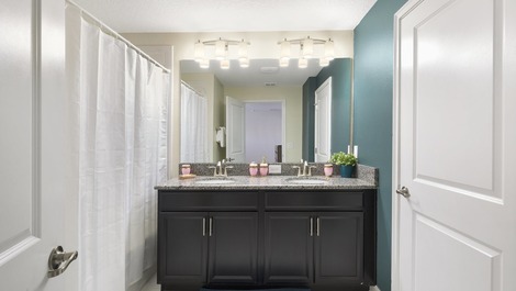 Bela Casa em Condomínio Fechado - Cozinha Completa