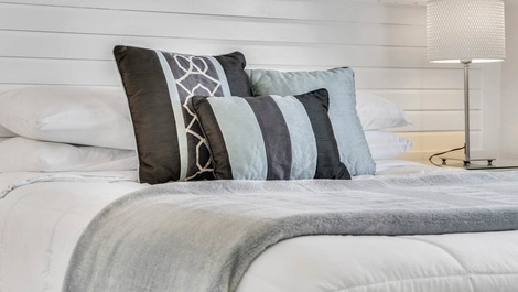 Casa com Localização Privilegiada em Condomínio Próximo a Disney