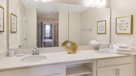 Apartamento en comunidad cerrada cerca de los parques de Orlando