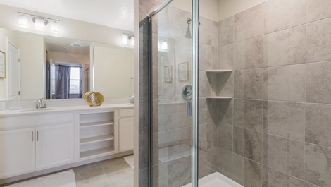 Apartamento en comunidad cerrada cerca de los parques de Orlando