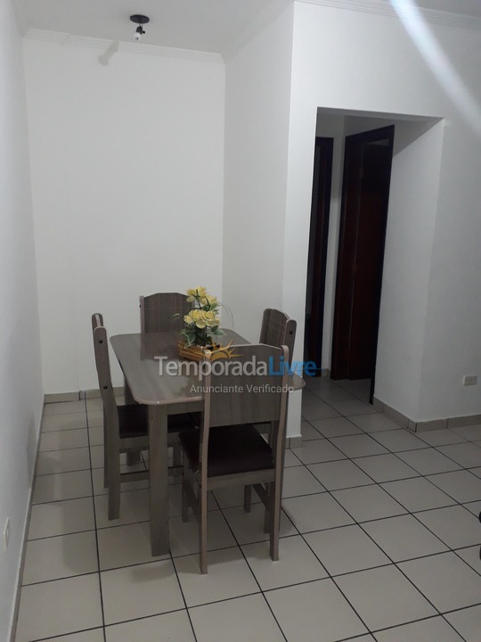Apartamento para aluguel de temporada em Praia Grande (Canto do Forte)