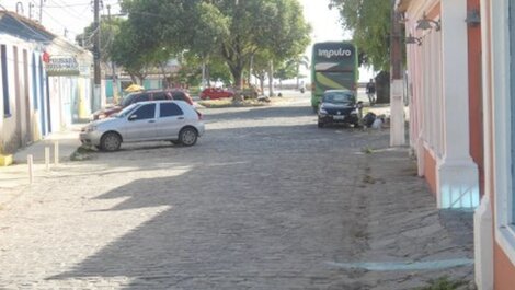 Casa con 03 habitaciones con aire acondicionado, cerca del ferry en el centro de Porto Seguro.