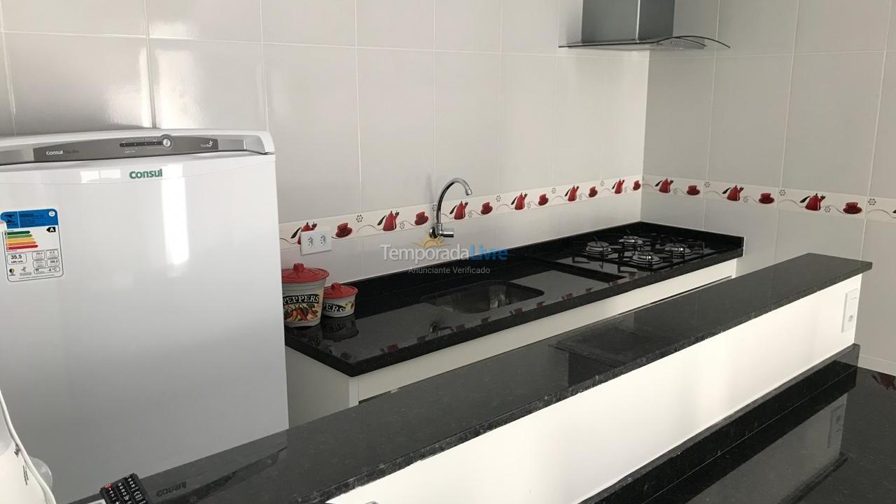 House for vacation rental in Ubatuba (Praia das Toninhas)