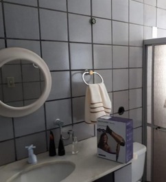 Espelho, secador etc