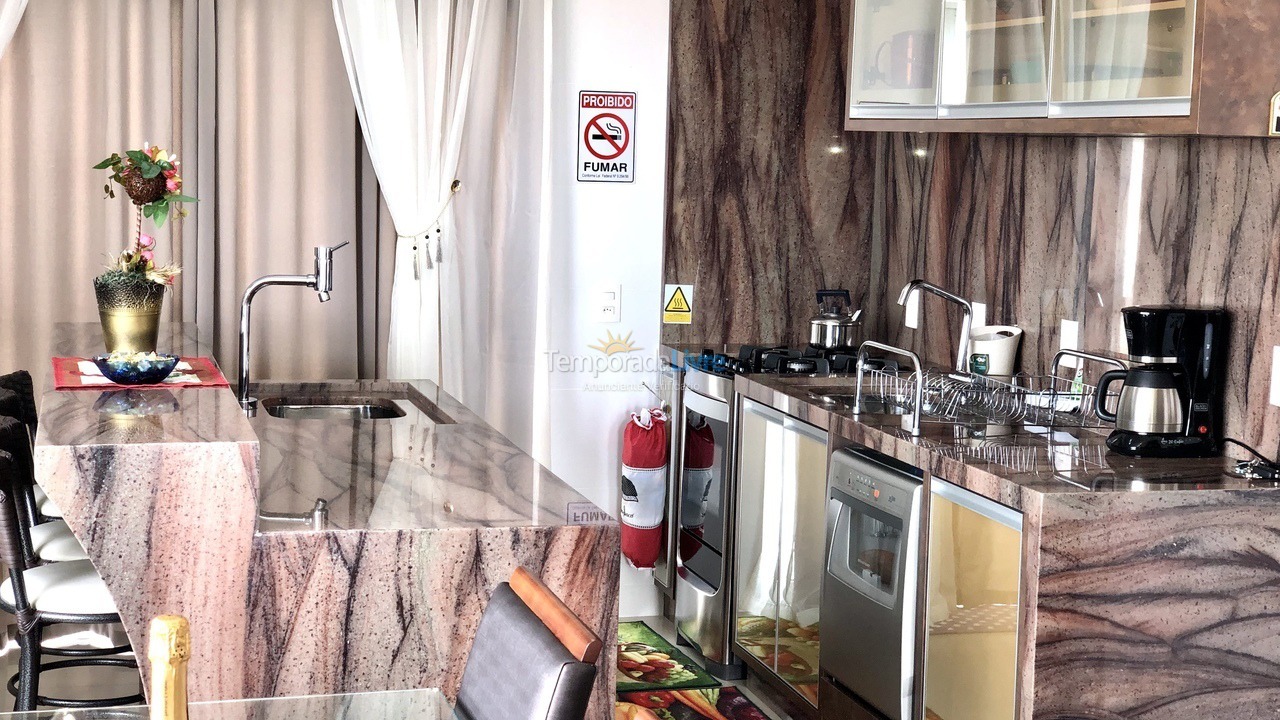 Apartamento para alquiler de vacaciones em Governador Celso Ramos (Praia de Palmas)