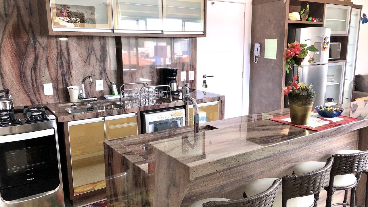 Apartamento para alquiler de vacaciones em Governador Celso Ramos (Praia de Palmas)