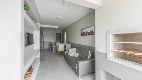 APARTAMENTO ALTO PADRÃO COM PISCINA