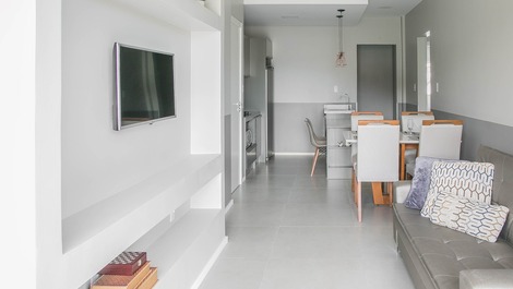 APARTAMENTO ALTO PADRÃO COM PISCINA