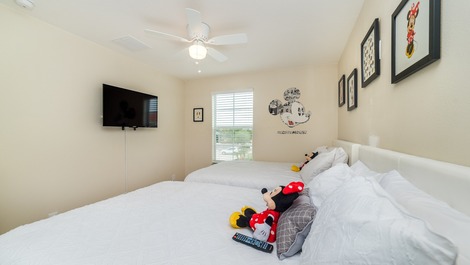 Beautifully Decorated Home for Your Disney Vacation