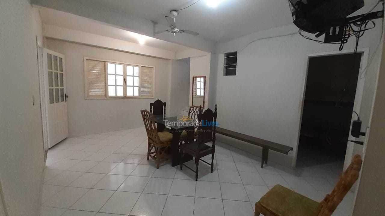 House for vacation rental in Guarapari (Rua Rio de Janeiro 25)