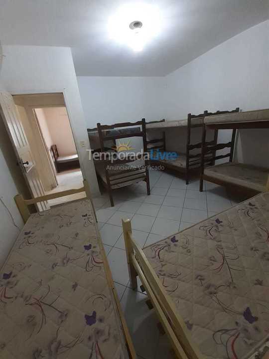 House for vacation rental in Guarapari (Rua Rio de Janeiro 25)