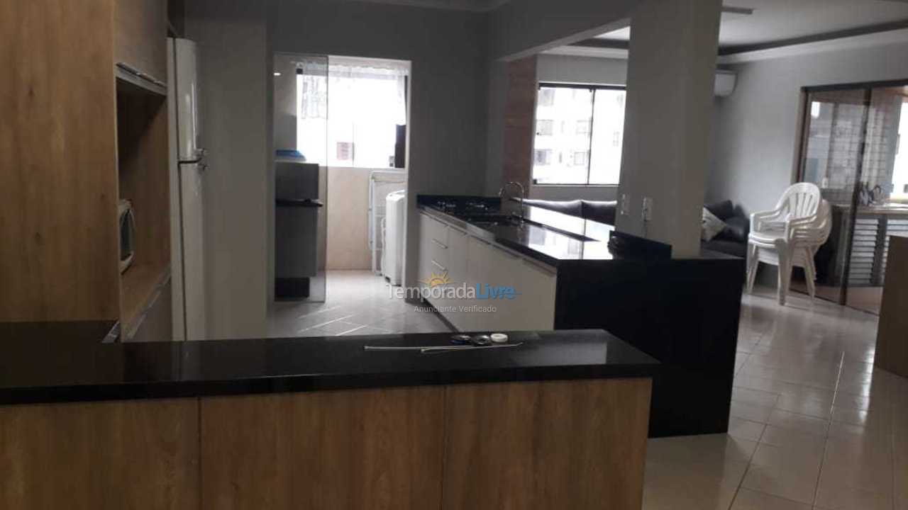Apartamento para alquiler de vacaciones em Itapema (Meia Praia)