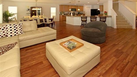 Complete House in Great Condo Close to Disney