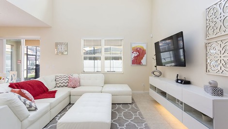 Bright and Bright House for Your Disney Vacation