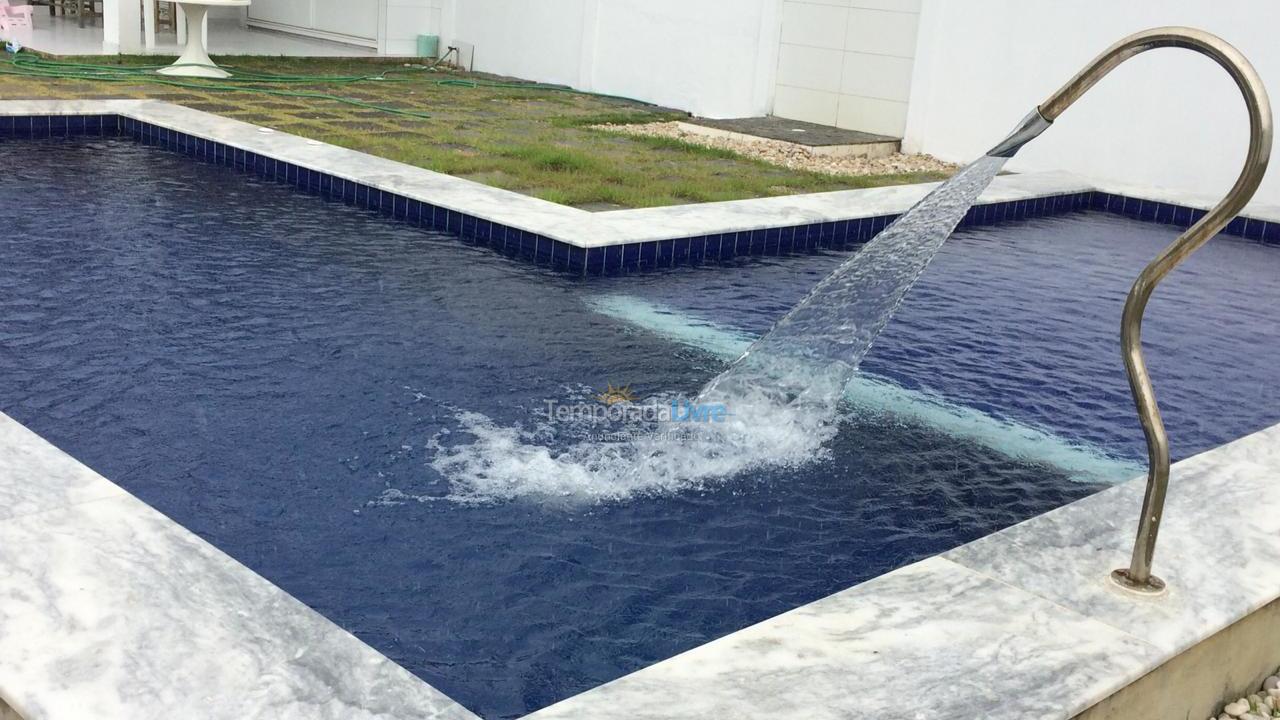 Casa para aluguel de temporada em Barra de São Miguel (São Miguel Alagoas)