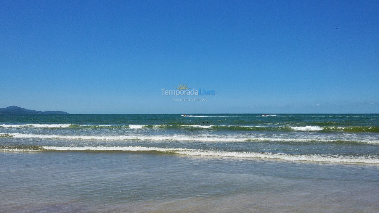 Apartment for vacation rental in Itapema (Meia Praia)