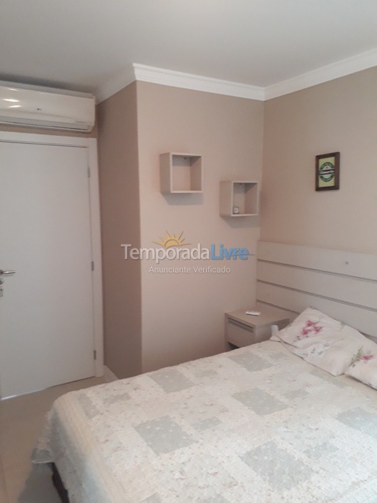 Apartment for vacation rental in Itapema (Meia Praia)
