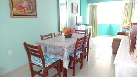Apartamento 3 suítes centro de Balneário Camboriú