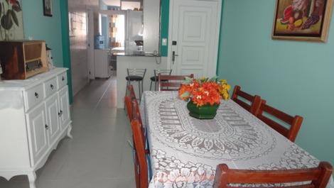 Apartamento 3 suítes centro de Balneário Camboriú