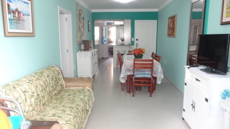 Apartamento 3 suítes centro de Balneário Camboriú