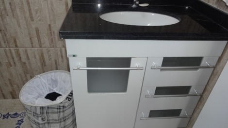 Apartamento 3 suítes centro de Balneário Camboriú