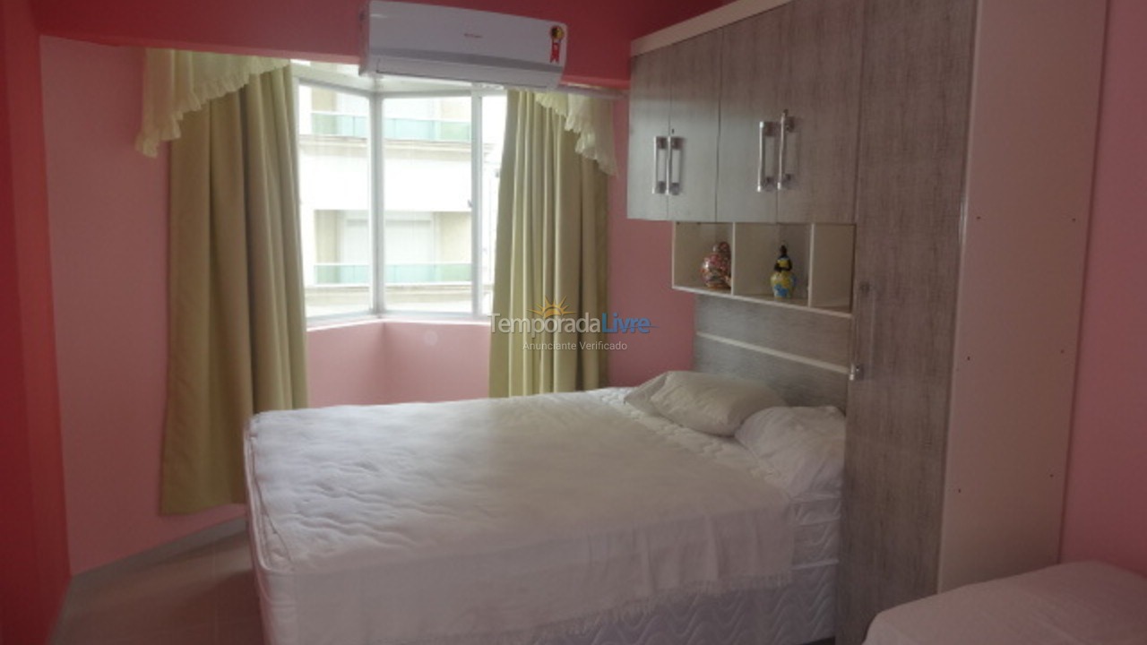 Apartamento para aluguel de temporada em Balneário Camboriú (Praia Central)