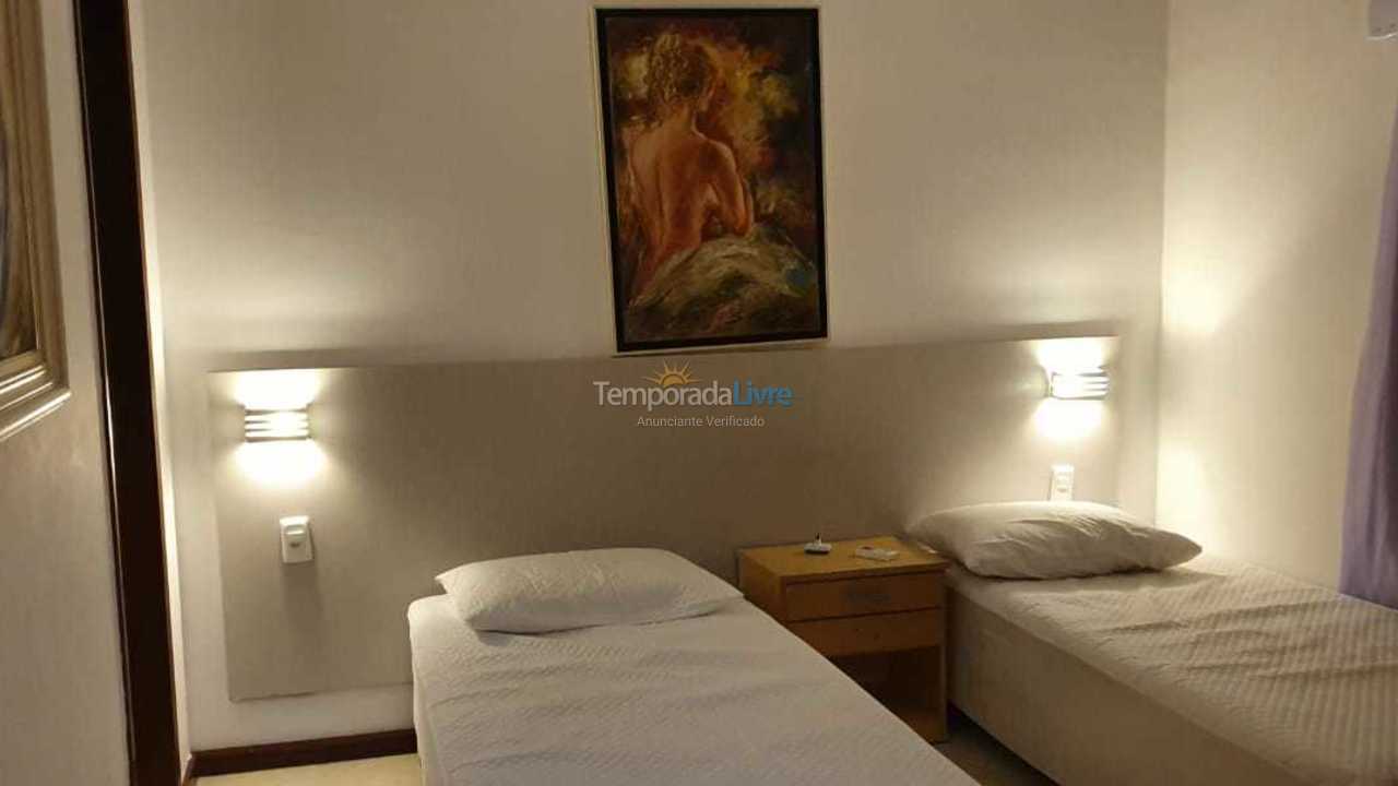 Casa para alquiler de vacaciones em Camaçari (Praia de Guarajuba)