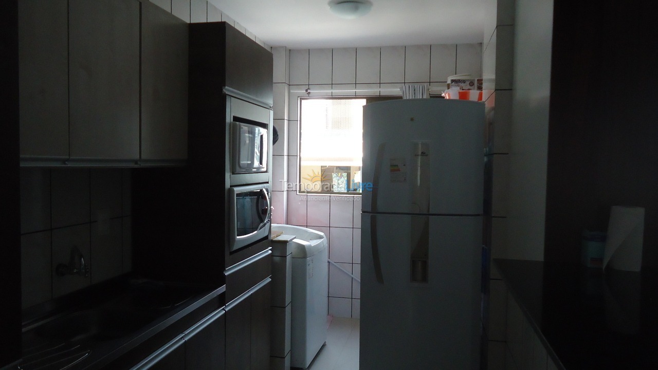 Apartamento para aluguel de temporada em Itapema (Meia Praia)