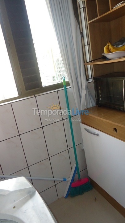 Apartamento para aluguel de temporada em Itapema (Meia Praia)