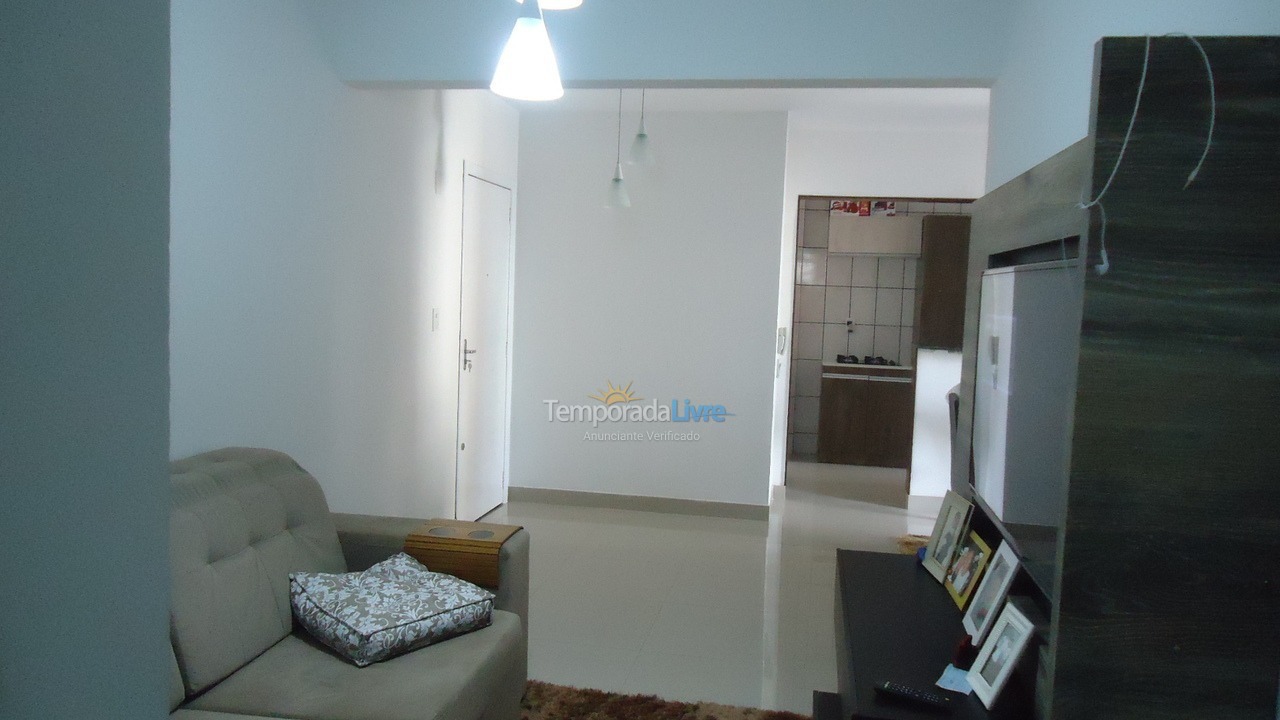 Apartamento para aluguel de temporada em Itapema (Meia Praia)