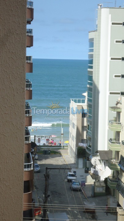 Apartamento para aluguel de temporada em Itapema (Meia Praia)