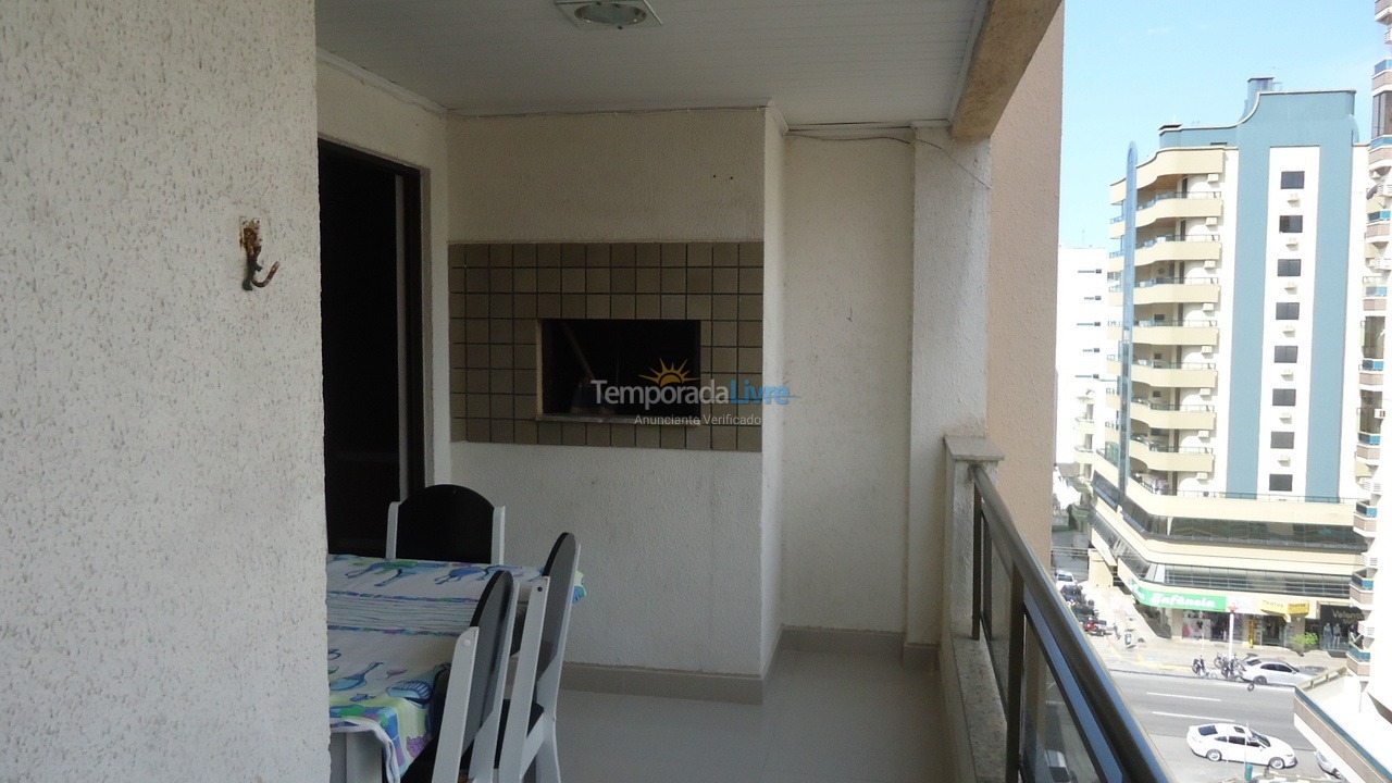 Apartamento para aluguel de temporada em Itapema (Meia Praia)