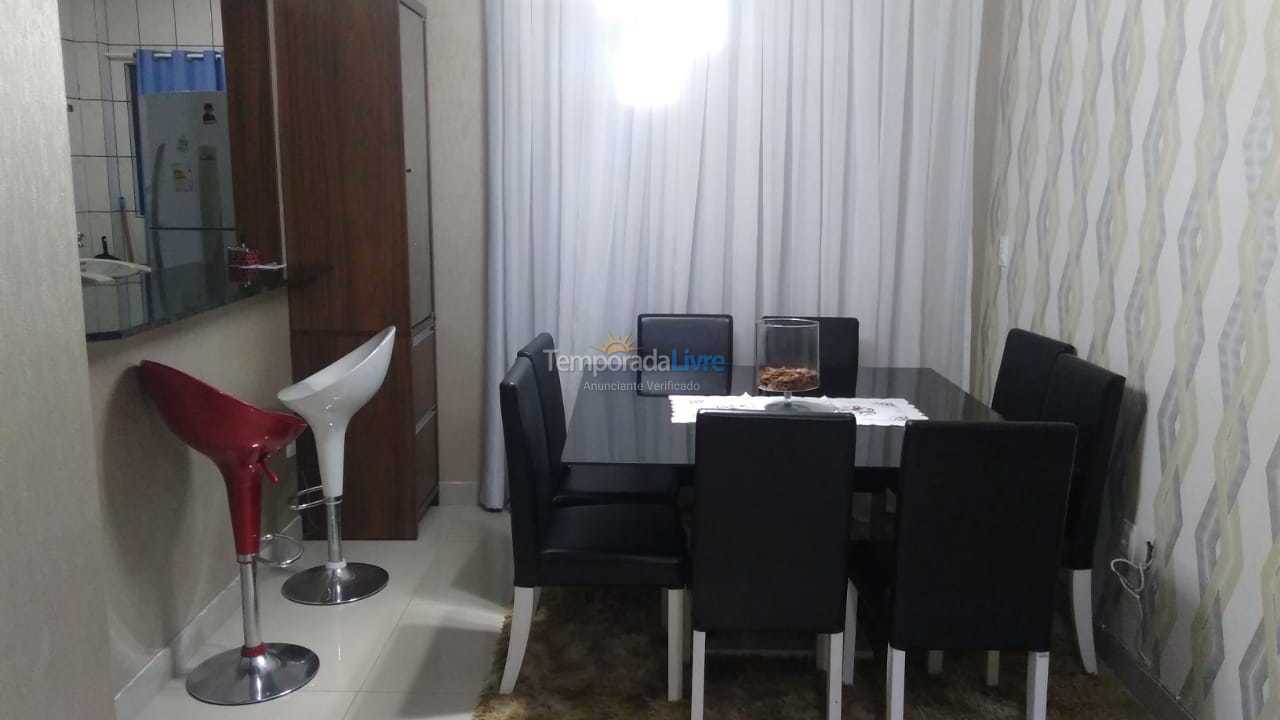 Apartamento para aluguel de temporada em Itapema (Meia Praia)